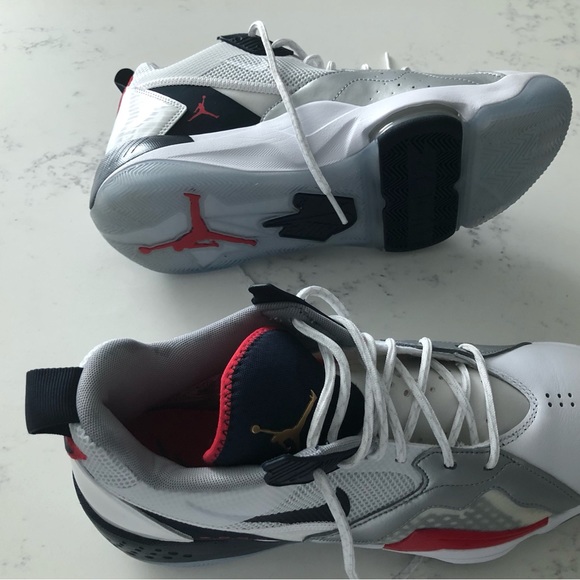 Nike Air Jordan’s - Picture 5 of 11